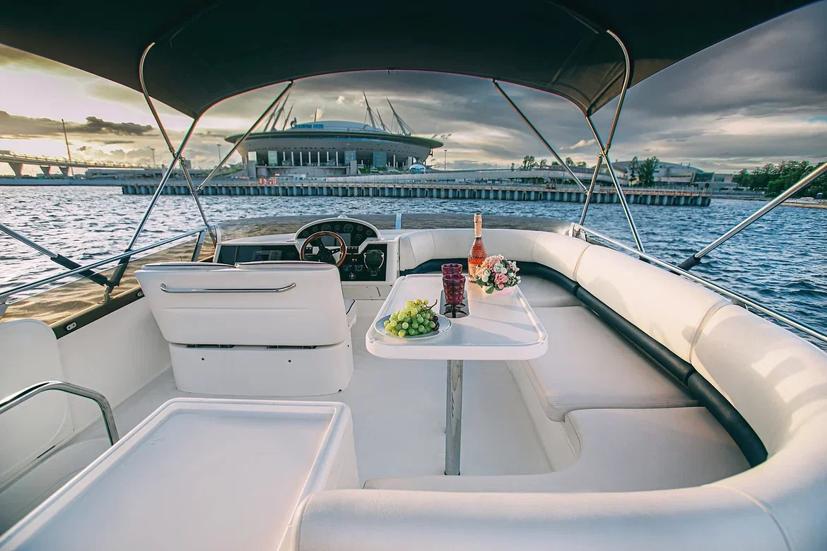 Яхта Princess 50 image- 6